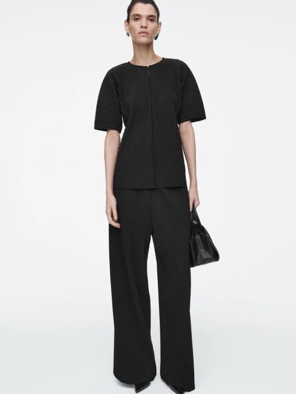 COS Pleated  Trouser Size M in black
